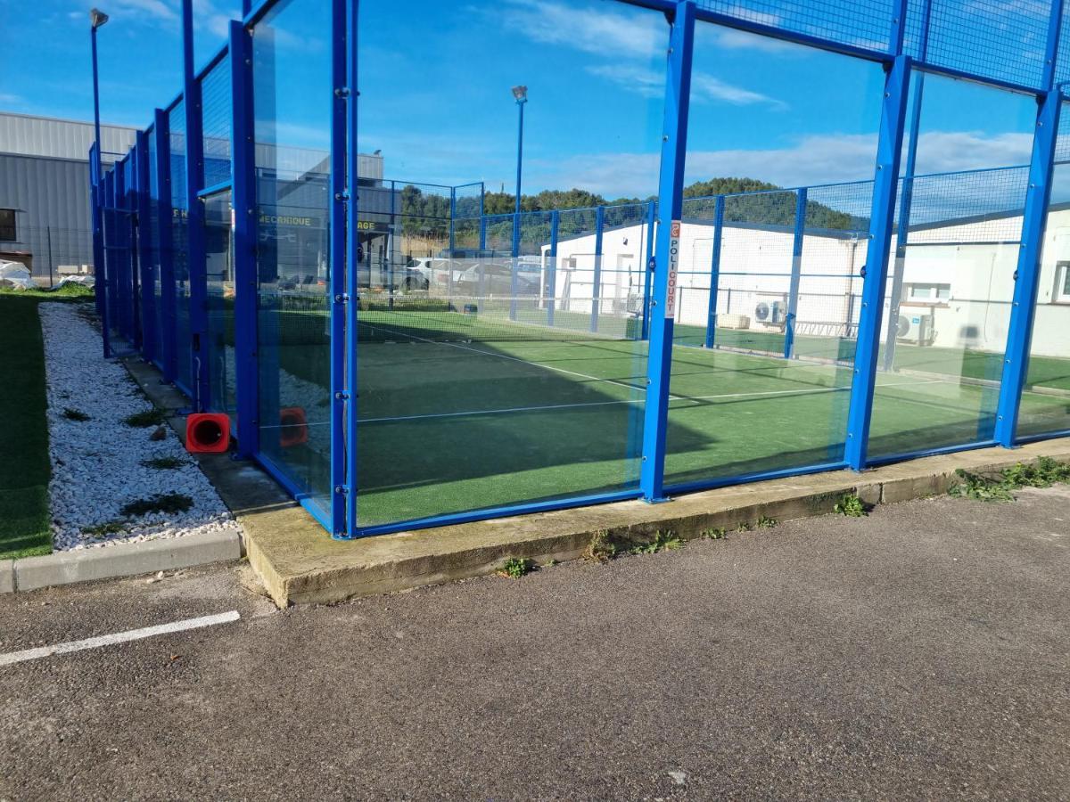 Saint-Mitre-les-Remparts Sci Aquazen Loisirs Detente מראה חיצוני תמונה